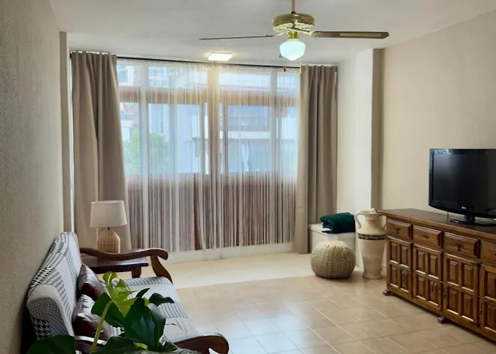 Aveluz Acantilado de los Gigantes